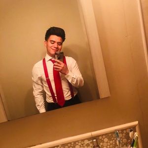 Meet your Posher, Luis